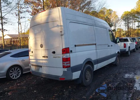 2011 Mercedes-Benz Sprinter 2500 Normal Roof из США, поврежденный, VIN WD3PE7CC0B5540866